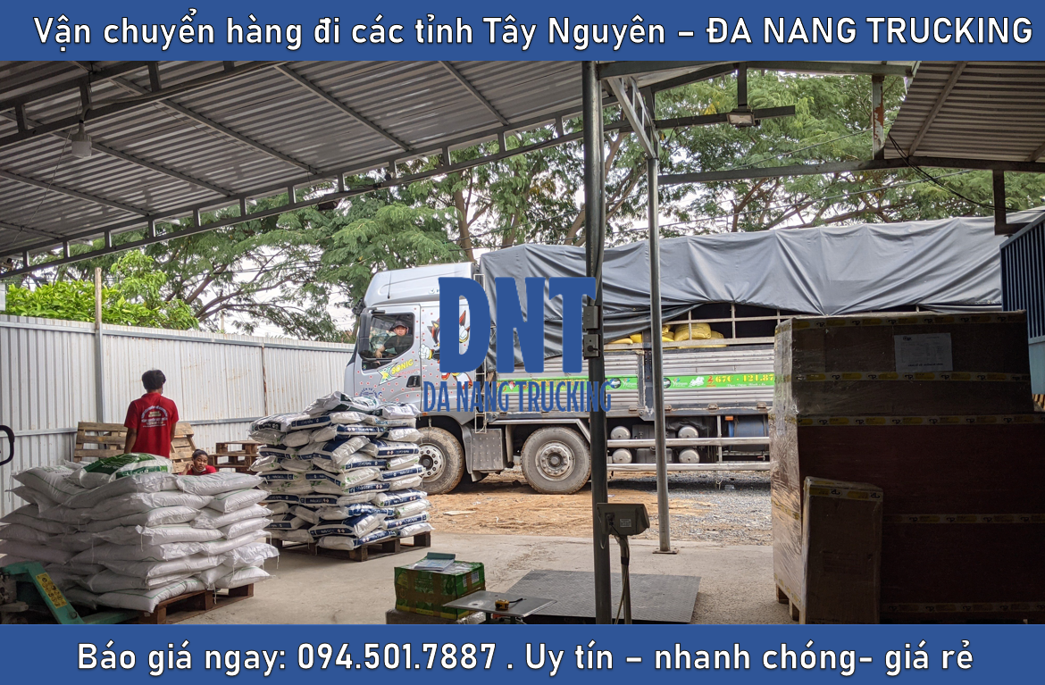 Vận chuyển thức ăn chăn nuôi đi Lào